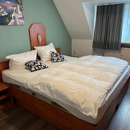Bone To Hotel Salzgitter Bagian luar foto