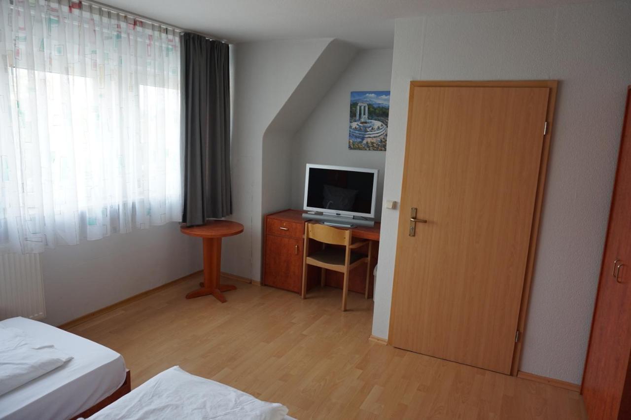 Bone To Hotel Salzgitter Bagian luar foto
