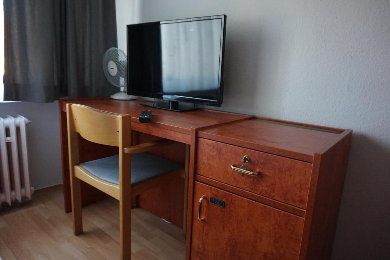 Bone To Hotel Salzgitter Bagian luar foto
