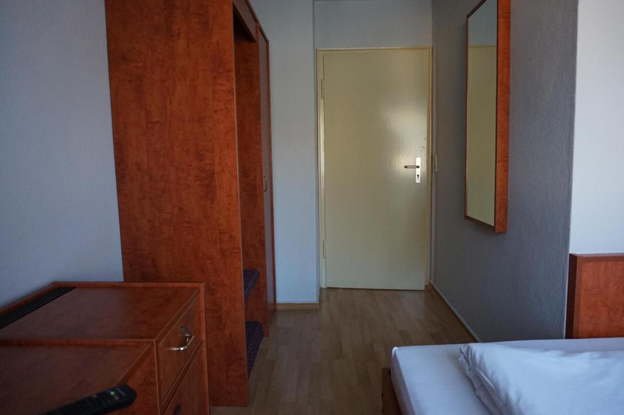 Bone To Hotel Salzgitter Bagian luar foto