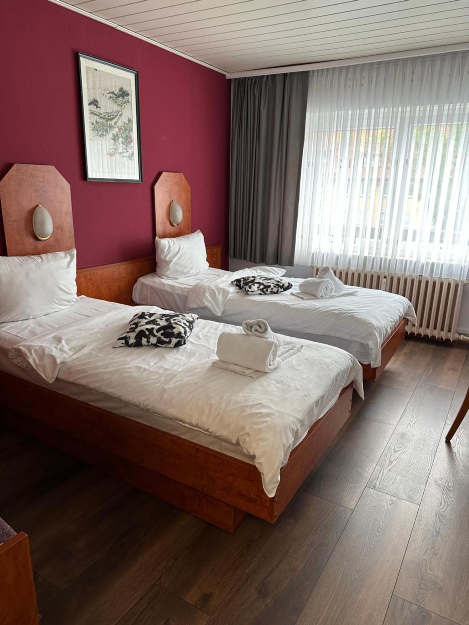 Bone To Hotel Salzgitter Bagian luar foto